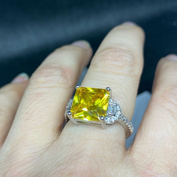 Citrine & White Sapphire Sterling Silver Ring - Picture 5 of 11